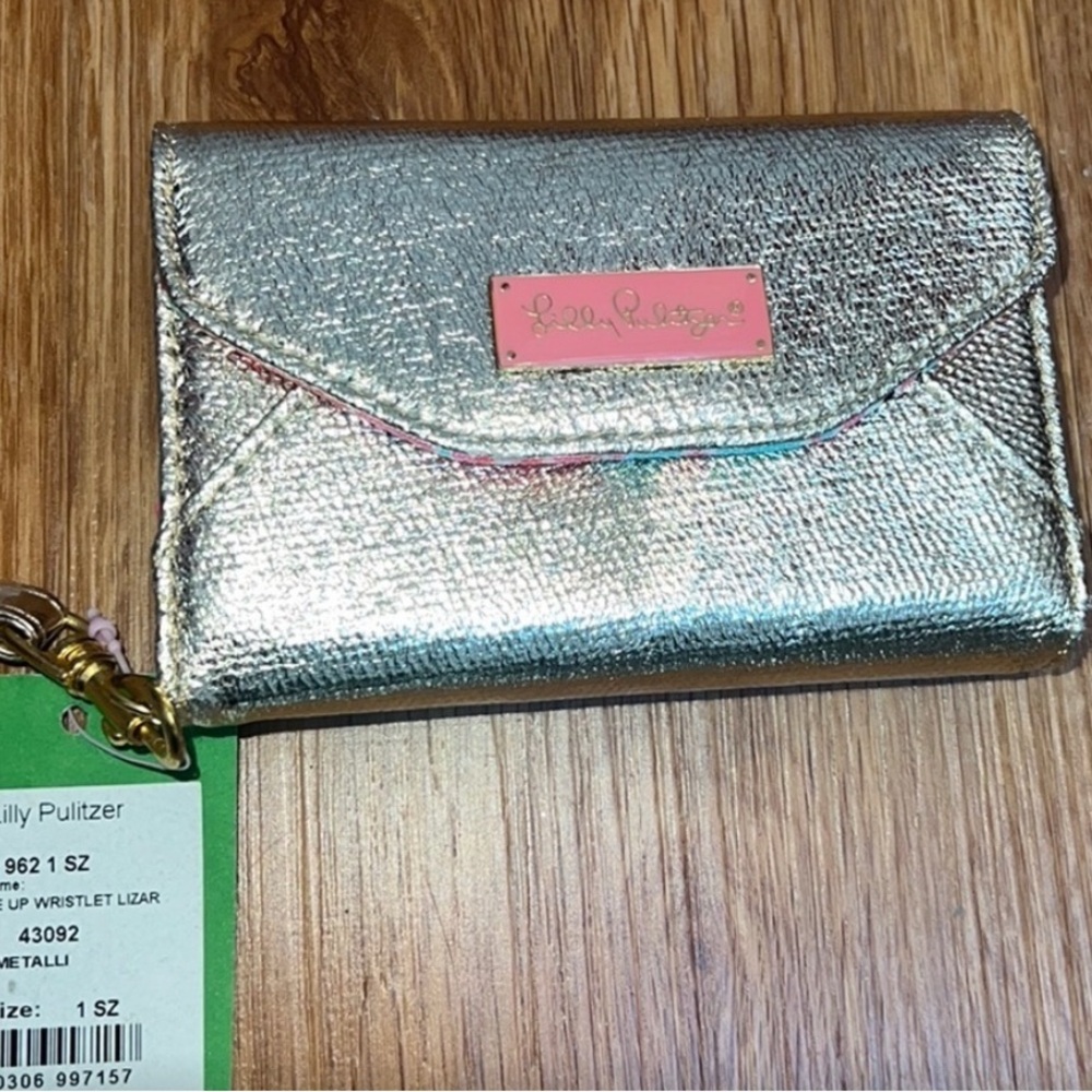 LILLY PULITZER “Ring Me Up” Gold Faux Lizard Wristlet
NEW w/TAG - Picture 3 of 11
